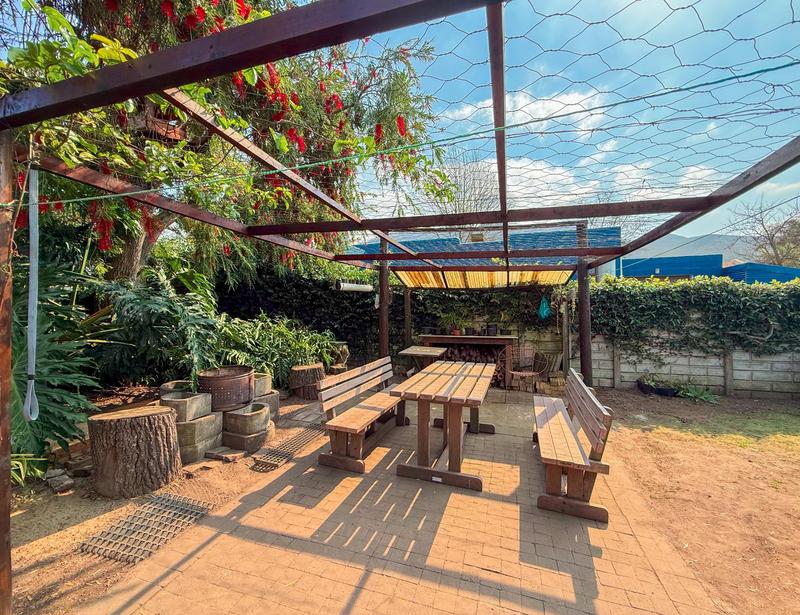 6 Bedroom Property for Sale in Denneoord Western Cape